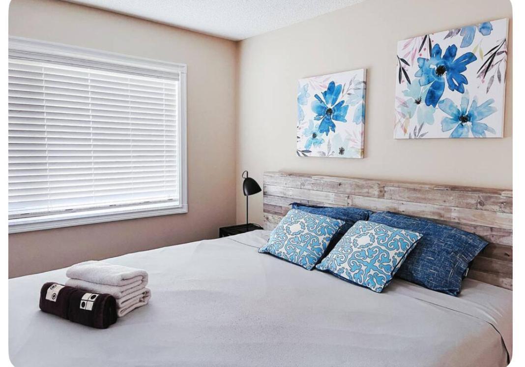 Best Garden House&3 Mins Bus Station Close C-Train&Free Parking Calgary Exterior photo